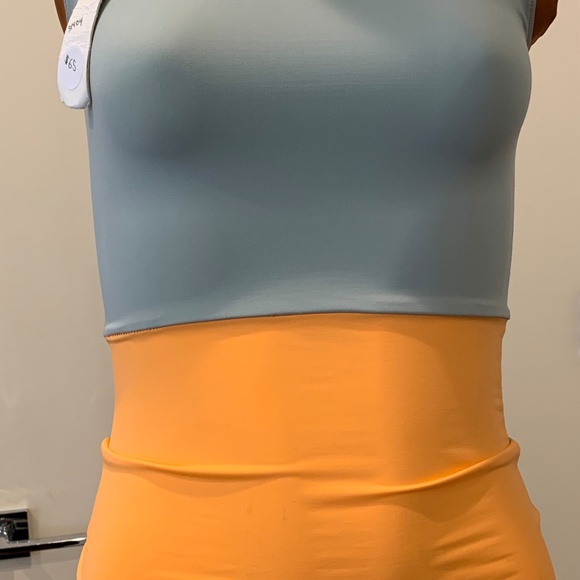 Swim Rashguard - Picture 3 of 6